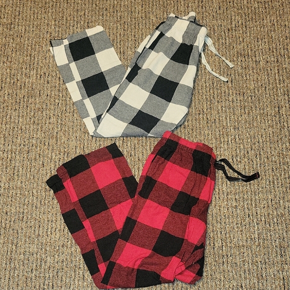 Old Navy Other - BUNDLE Plaid Pajama Bottoms - Black, White, Red